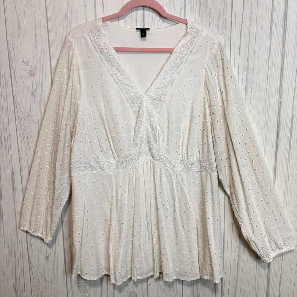 torrid Cream Eyelet Lace V-Neck Peasant Blouse